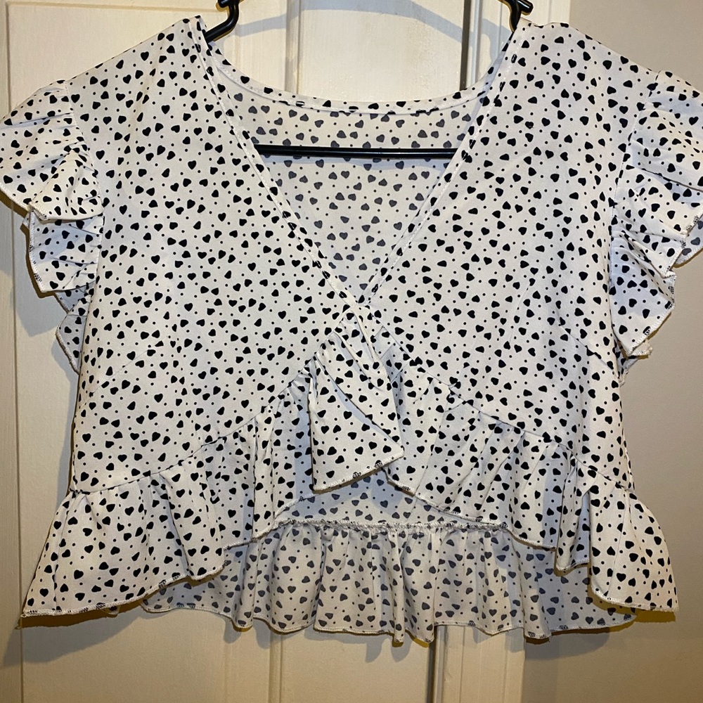 CUTE CROPPED SHIRT